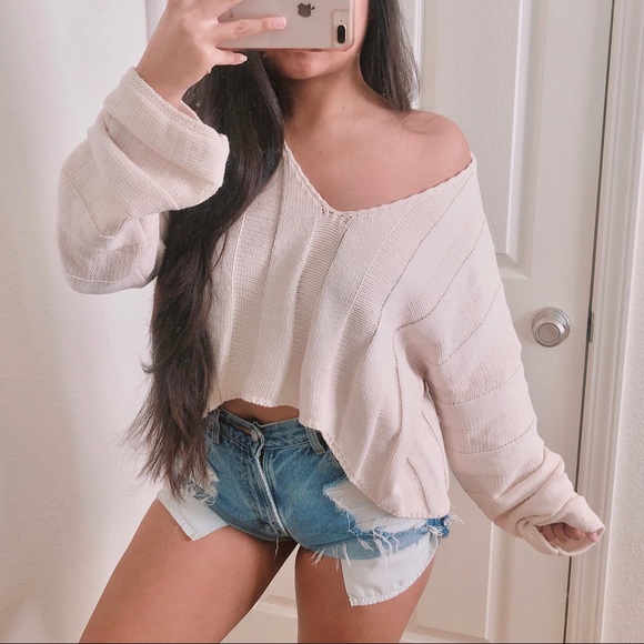 Adorable cropped ribbed knit sweater - Picture 2 of 8